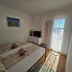 Zubak Appartement Rovanjska